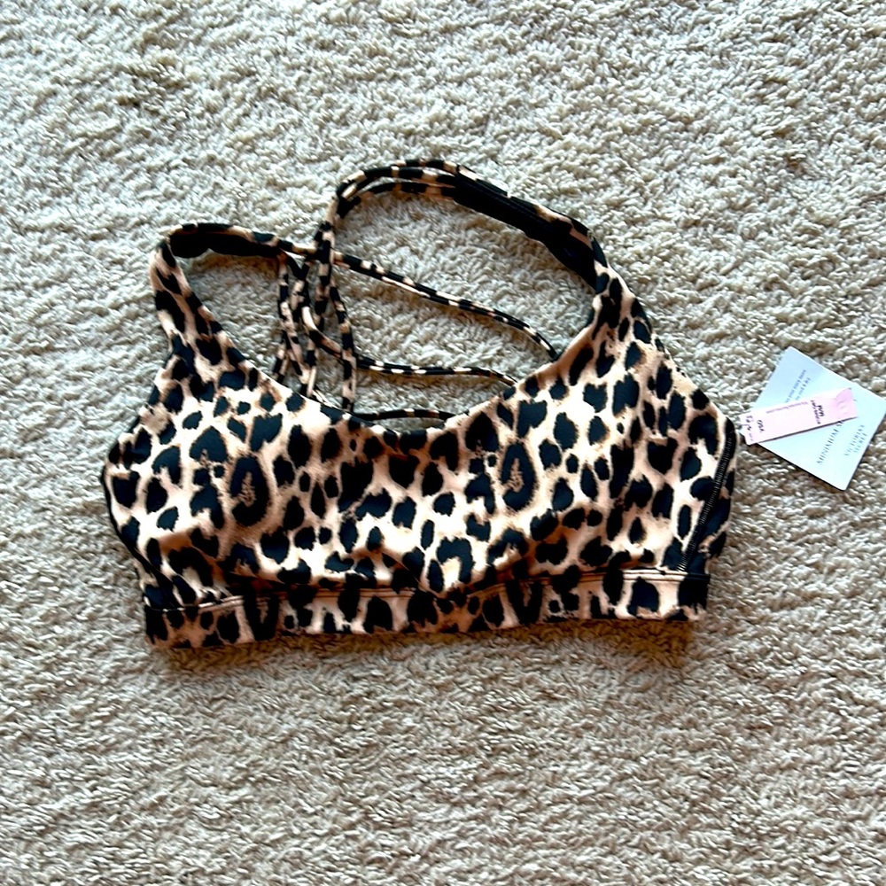 New with tags bra from Victorias Secret, size M